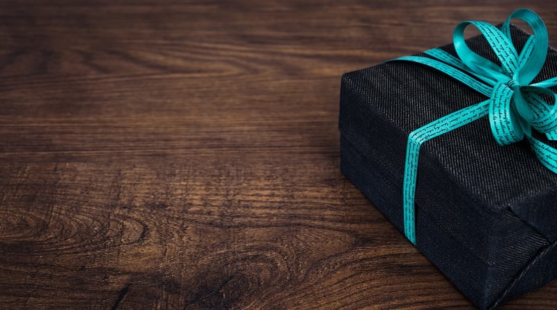 Sustainable Gift Wrapping